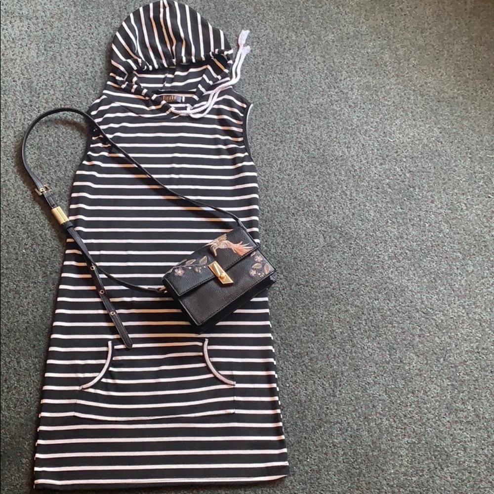 NWOT Striped dress hoodie 🌊⚓️
